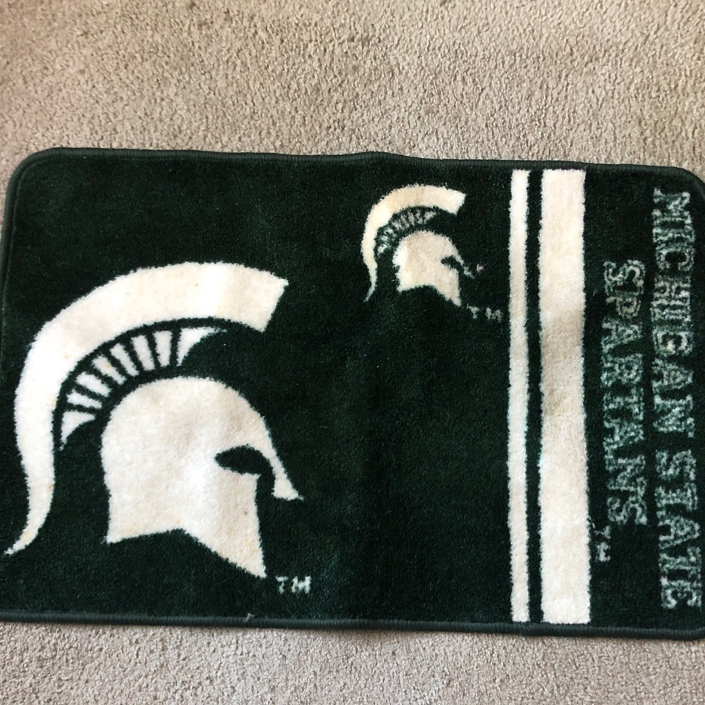 Green and White Bath Mat